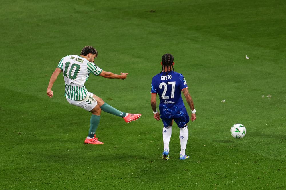 拉比奥特谈逆转胜利：0-2落后非总能翻盘，需复盘录像