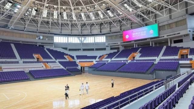 巴媒：因陷财务危机，科林蒂安要求德佩搬离月租4万欧的套房